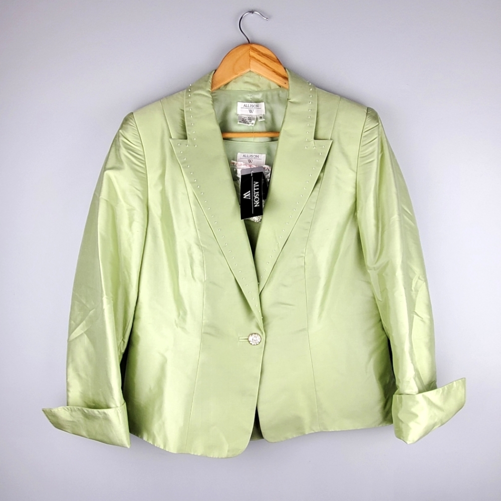 ALLISON W 2-Piece Green Silk Suit Jacket & Matching Tank, Size M/8
